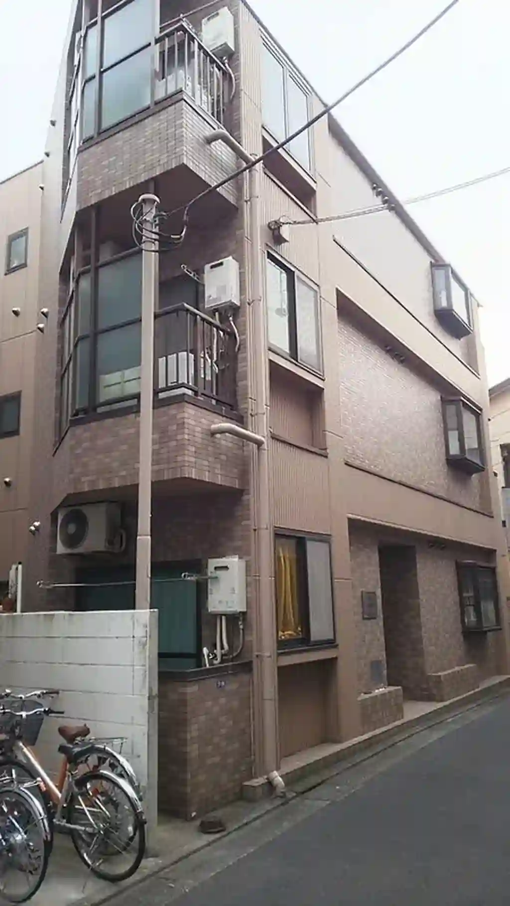 アーネスト梅屋敷 外観