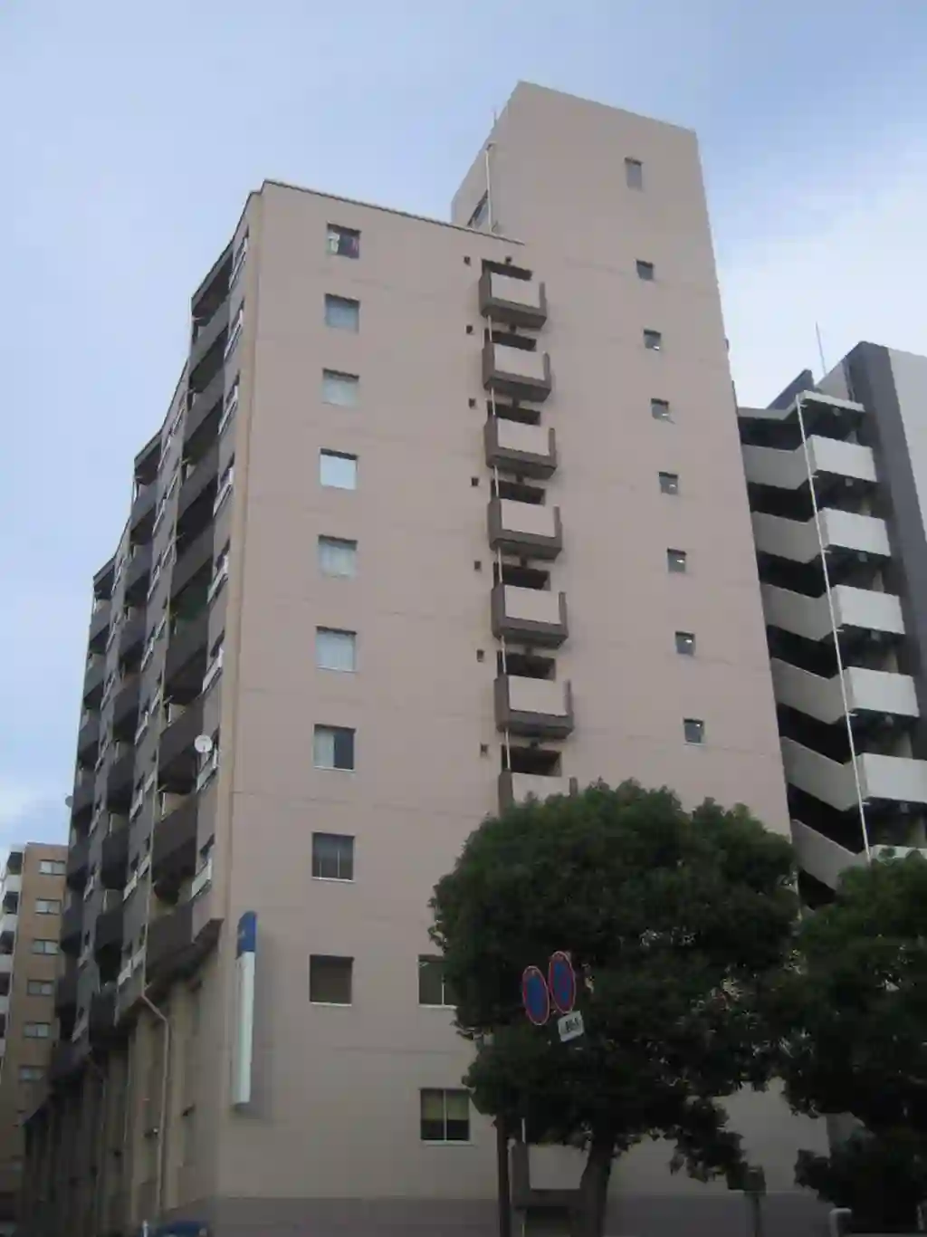 NICハイム鶴見千代田ビル 外観