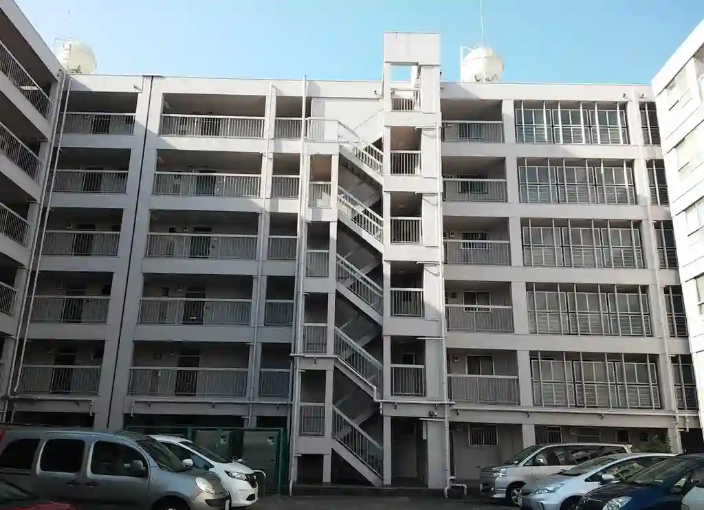 大倉山第2コーポラスD棟 外観