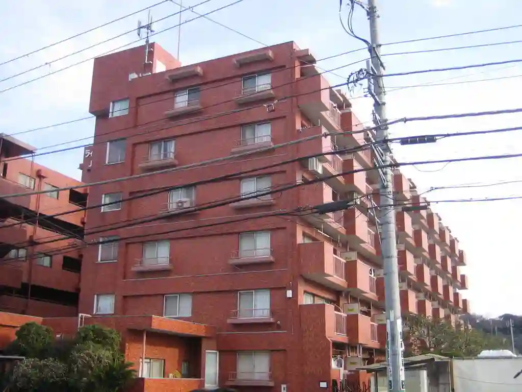 シャンボール上大岡 外観
