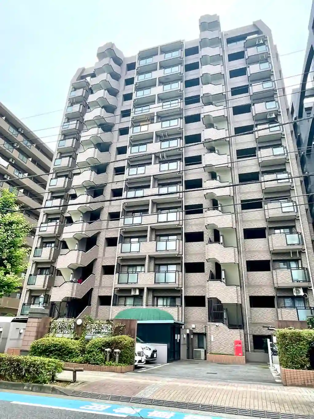 ライオンズステージ南浦和 外観