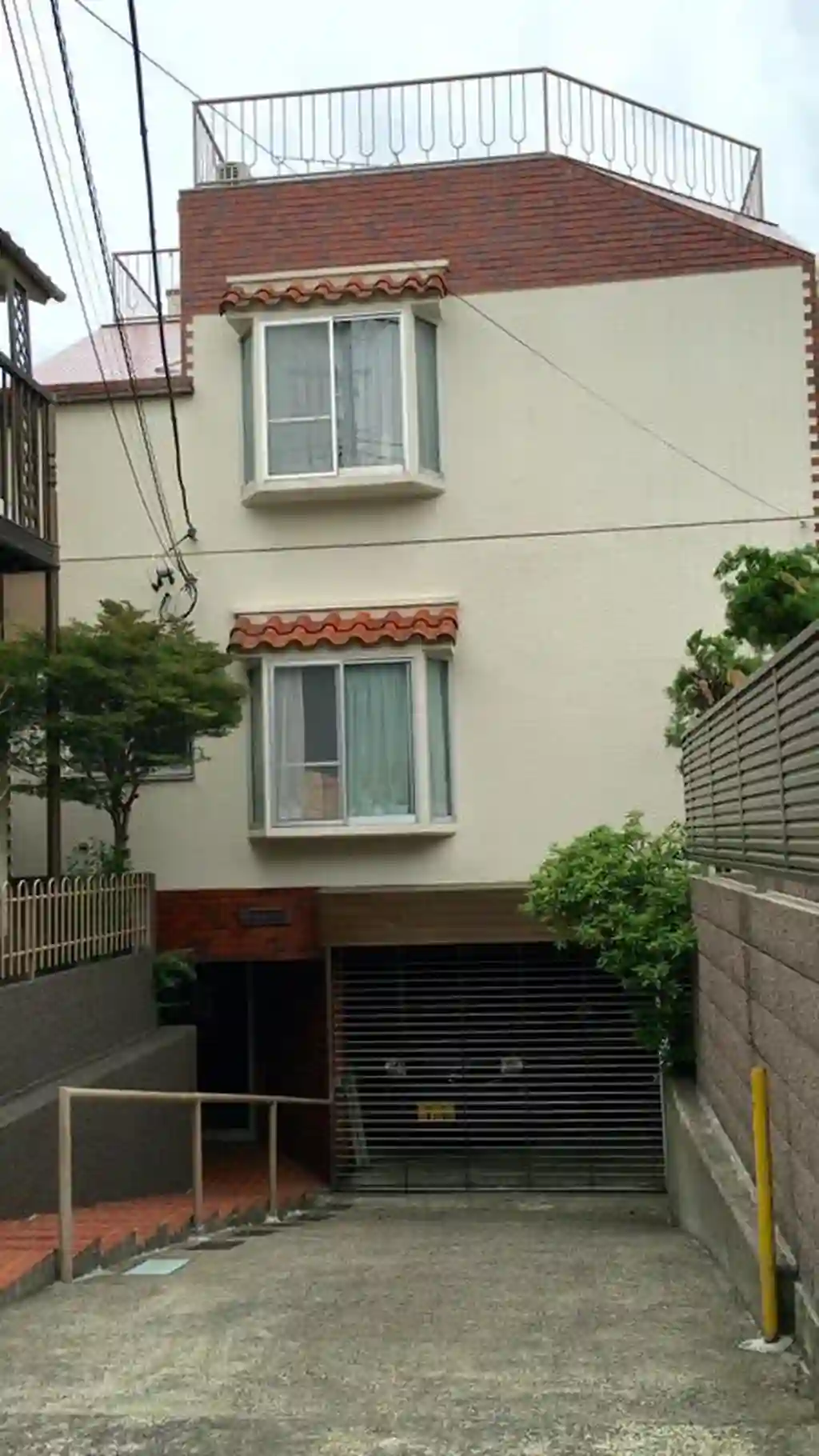ロイヤルハイツ 外観