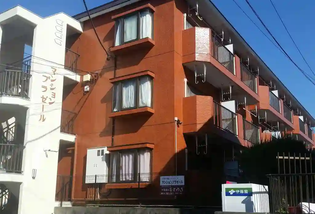 マンションプラゼール 外観