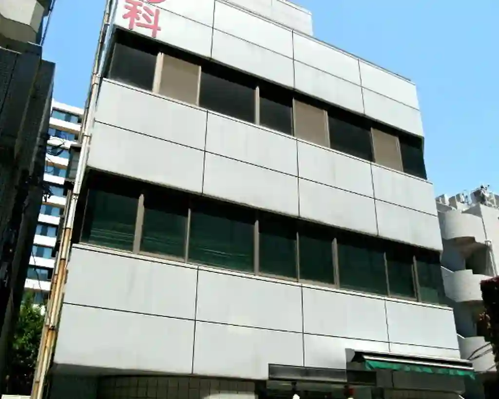 コム・サカイ 外観