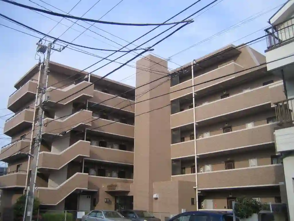 朝日プラザ弘明寺 外観
