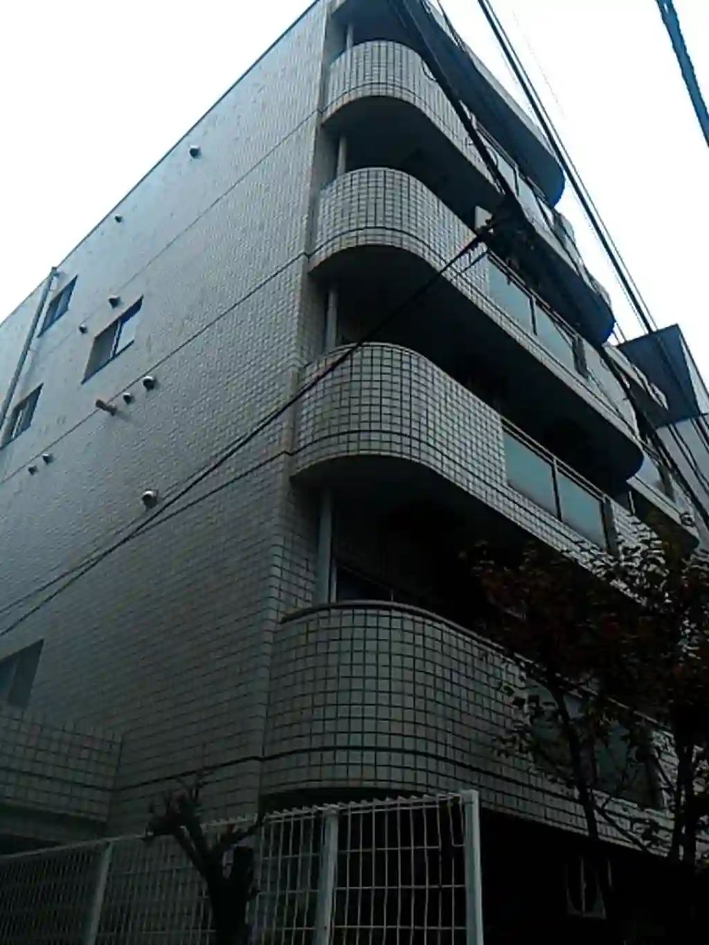 メゾン新小松 外観