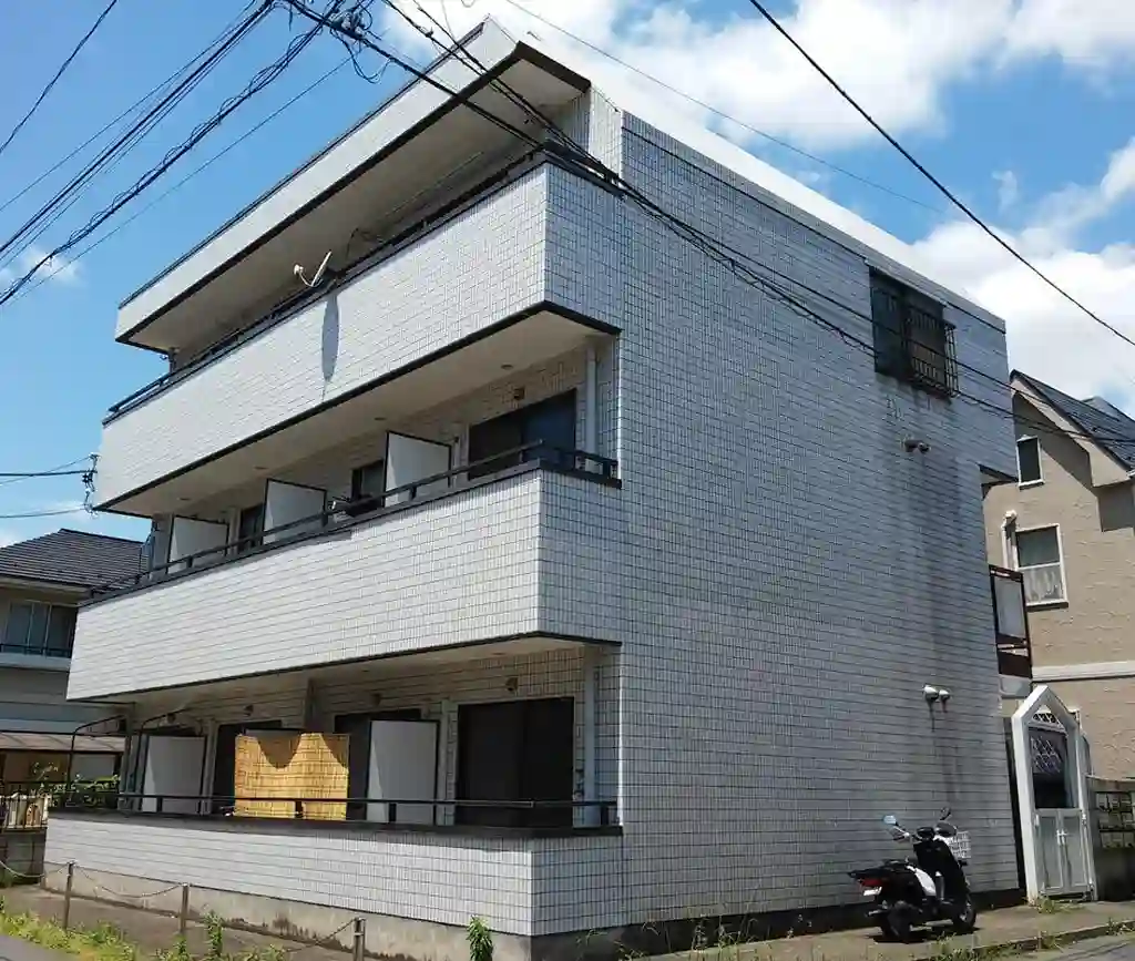 シャトルハイツ 外観