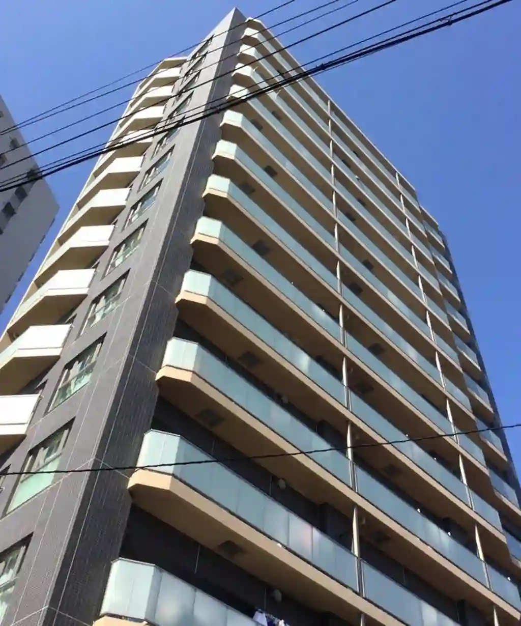 ローレルコート浦和常盤 外観