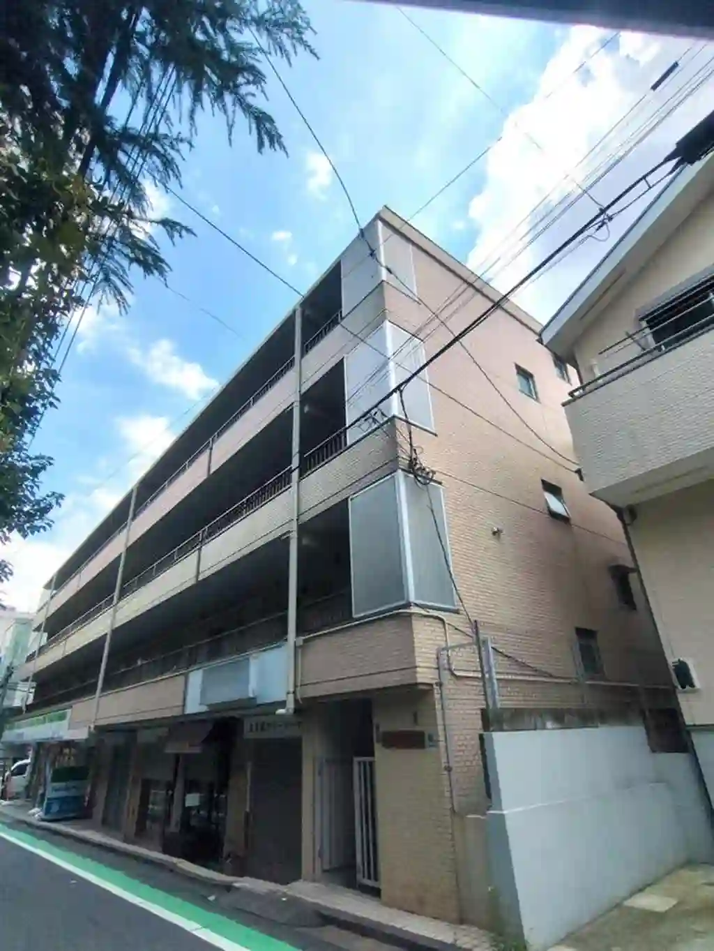 ハイコーポ大久保 外観