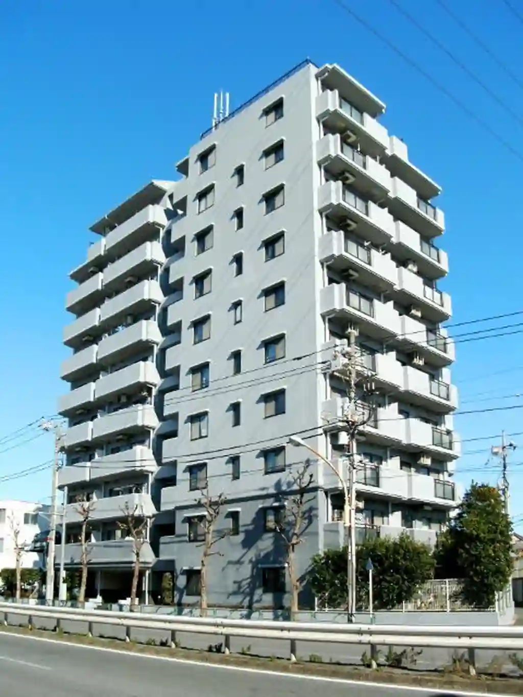 エスカイア上高井戸 外観