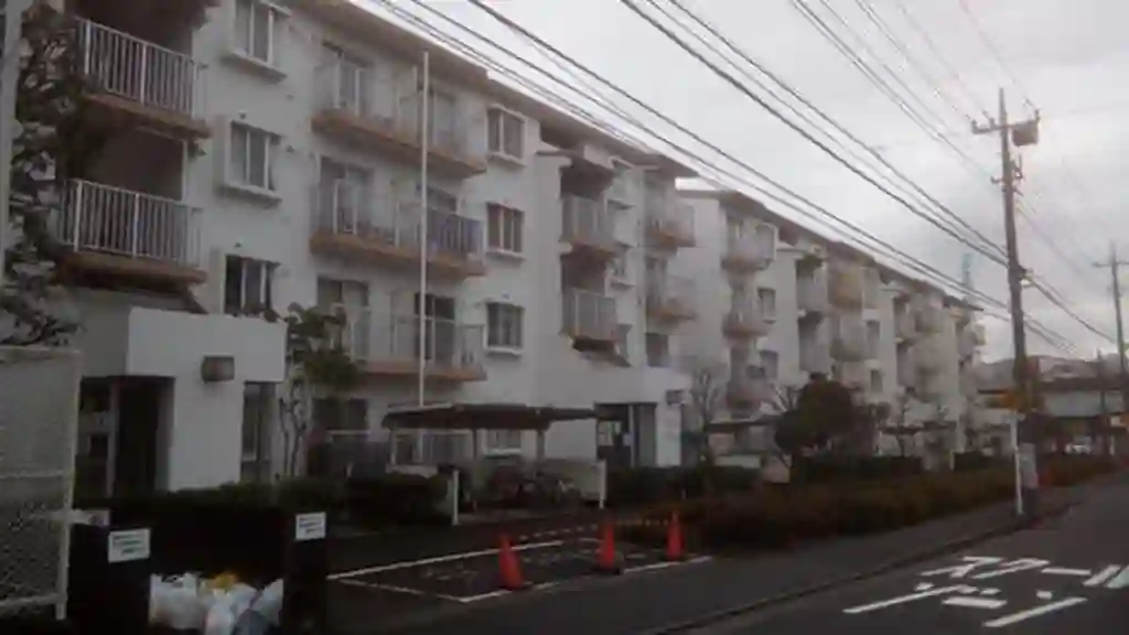 座間入谷ハイツ6号棟 外観