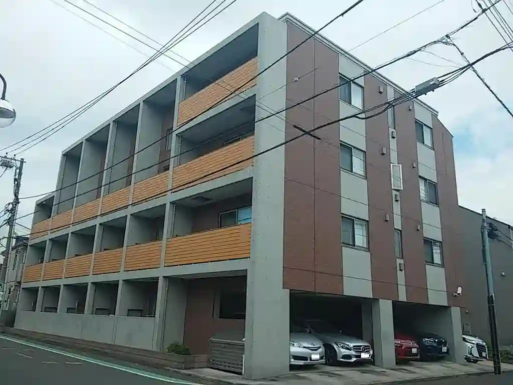 J.N.T 外観
