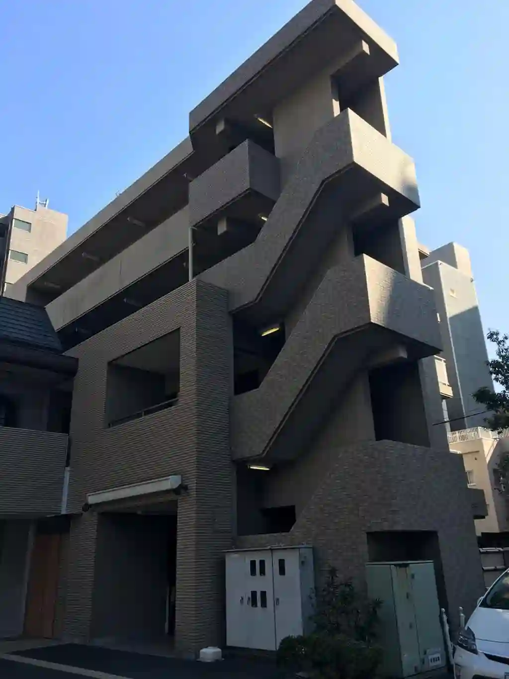 ステージ2000 外観