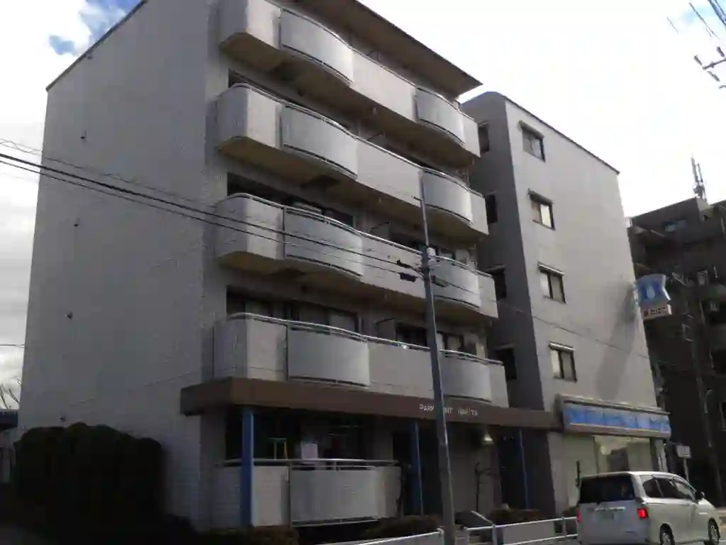 パークフロントナリタ 外観