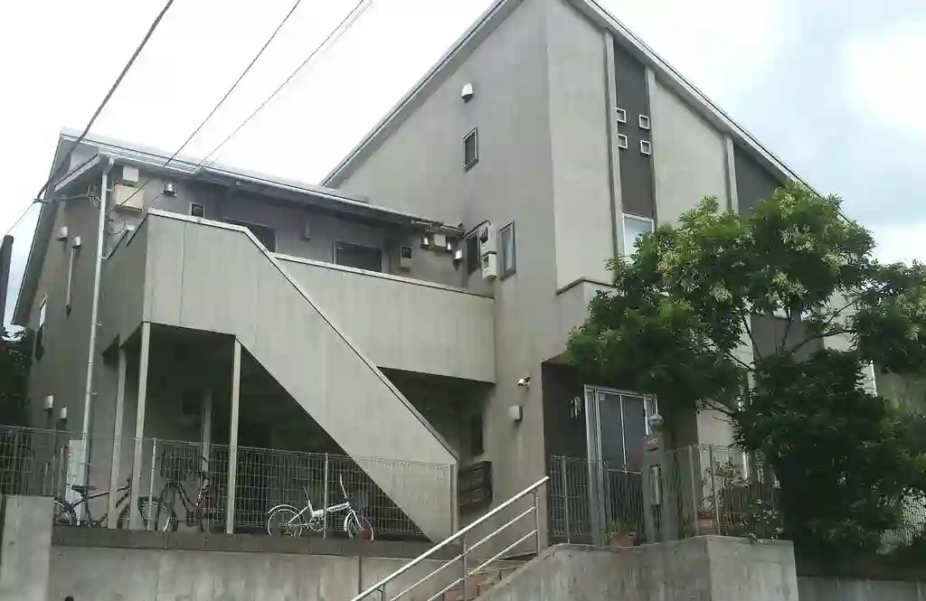 エミネンツァ 外観