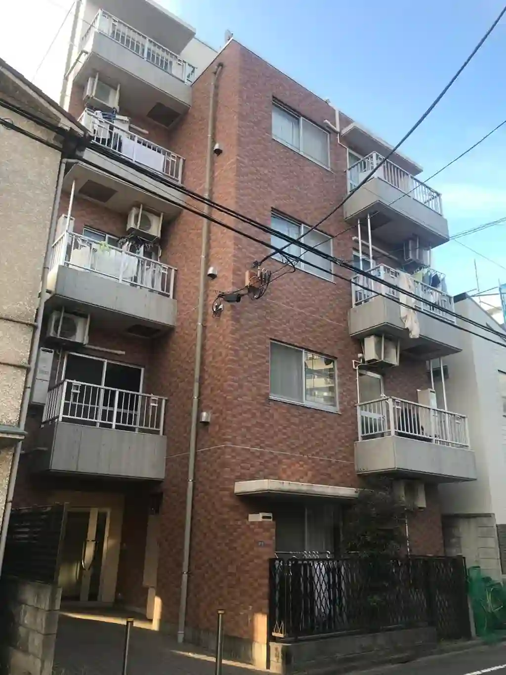 エーデル 外観
