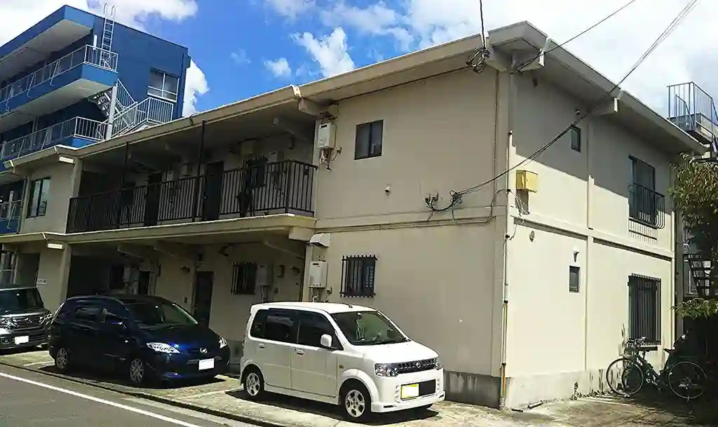 リバーサイド大倉山 外観