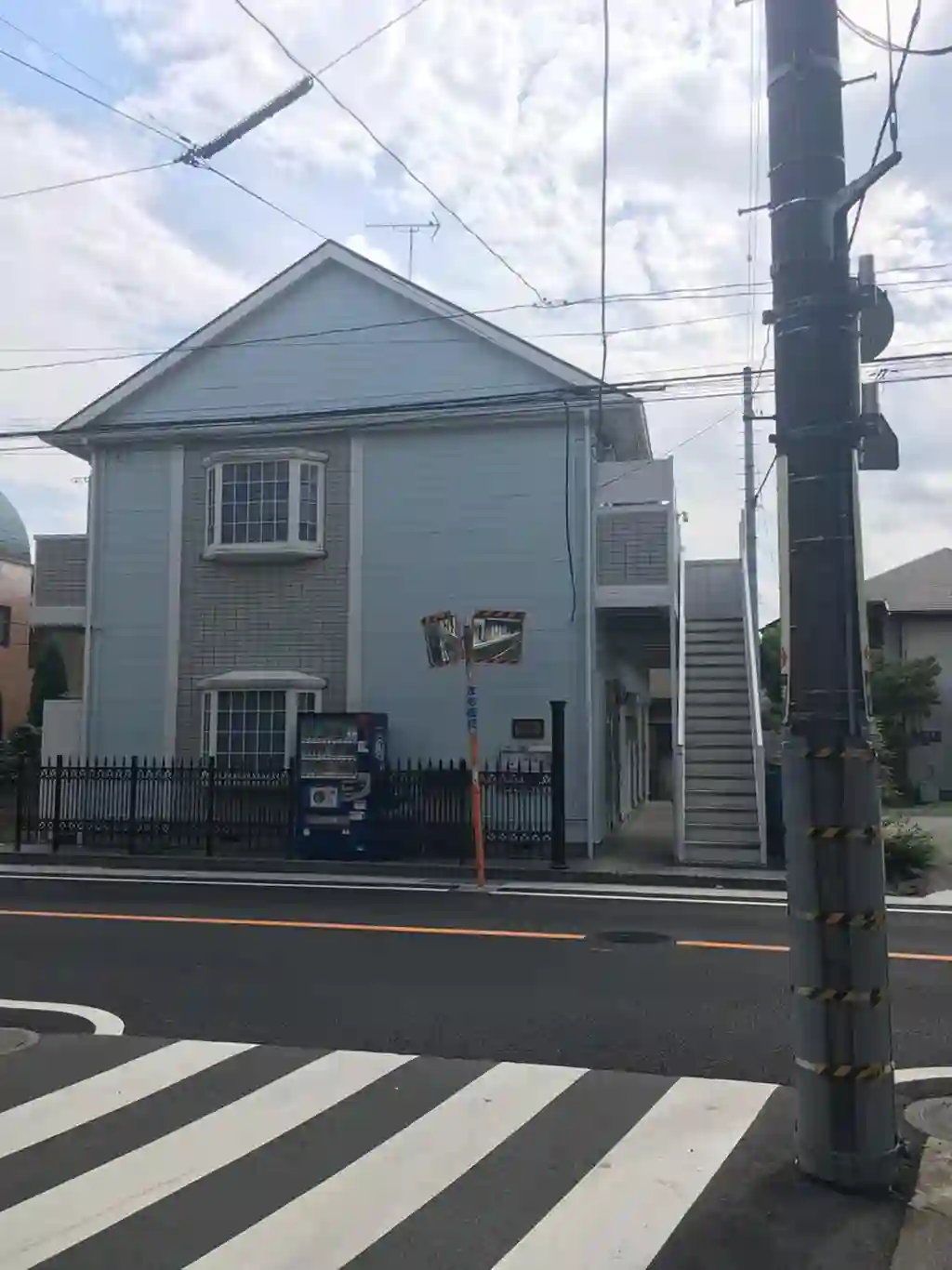レオパレス立川第3 外観