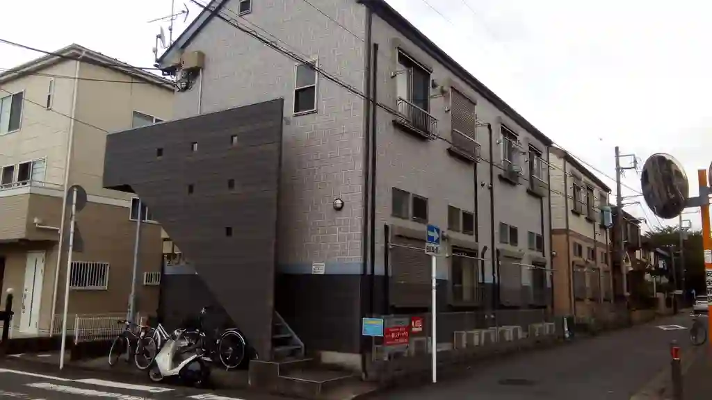 ボン・ボヤージュ 外観