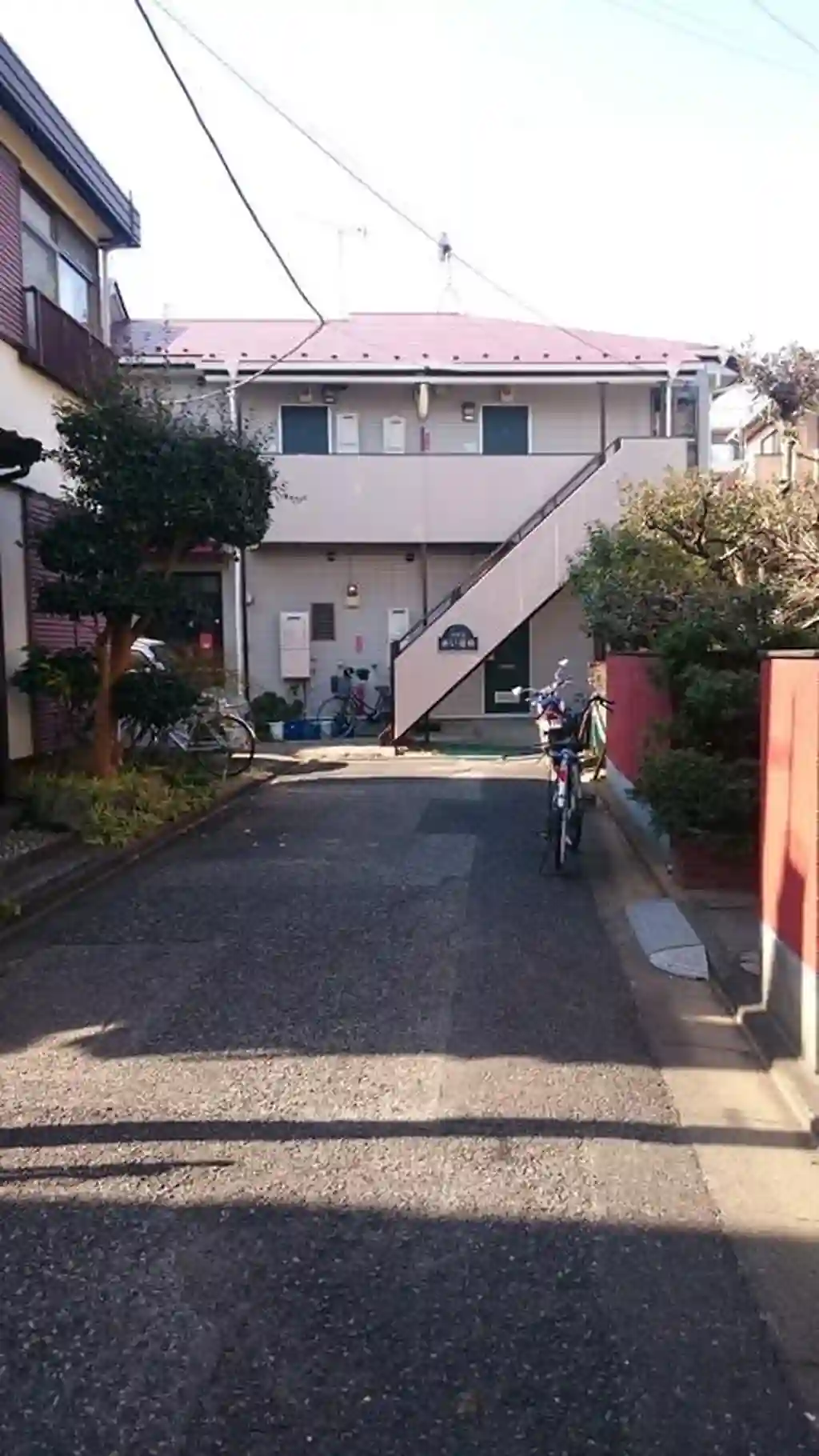 ハウス赤い屋根 外観