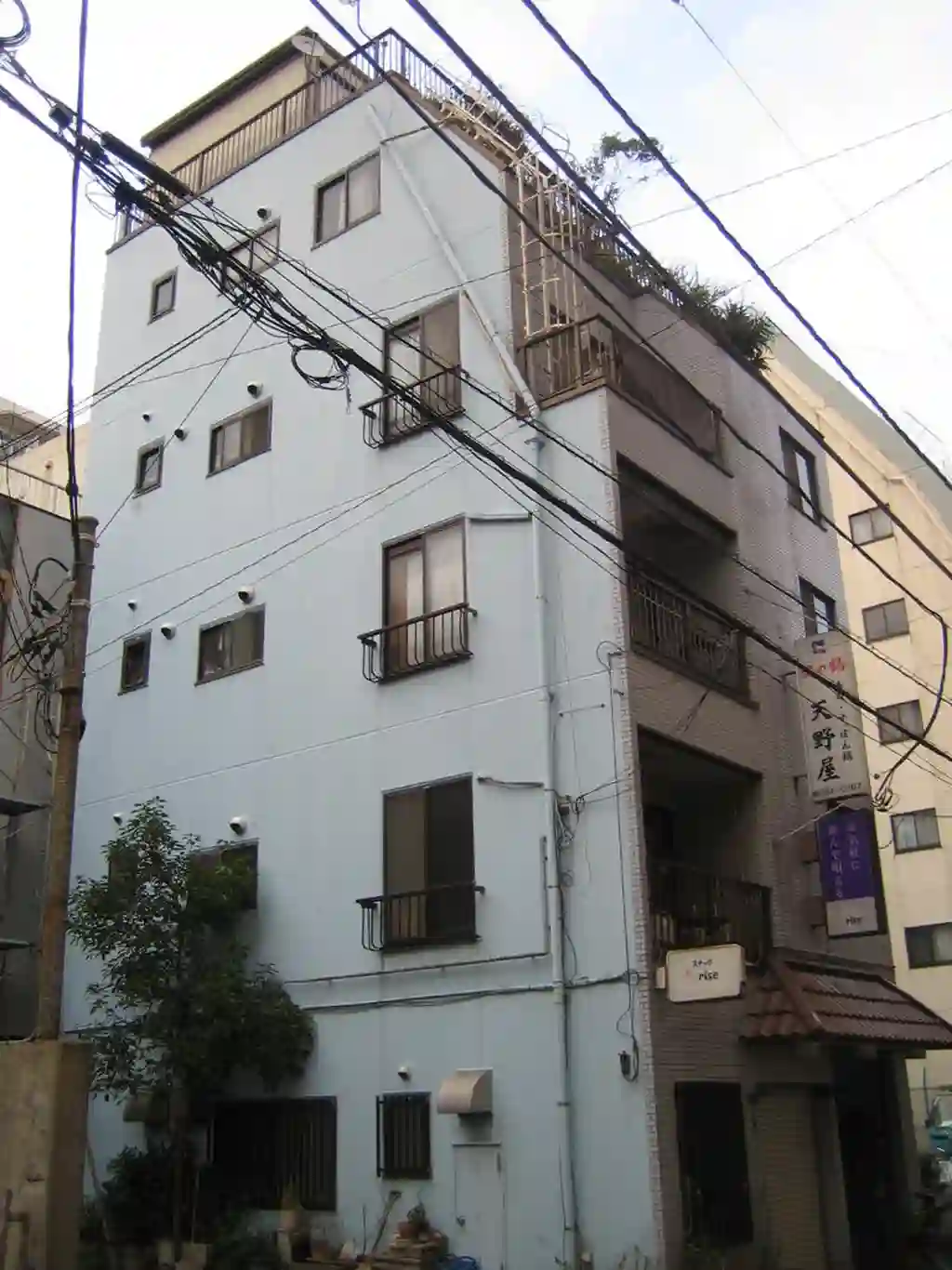 アマノヤビル 外観