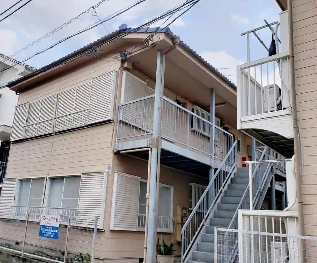 ドミールアキB 外観