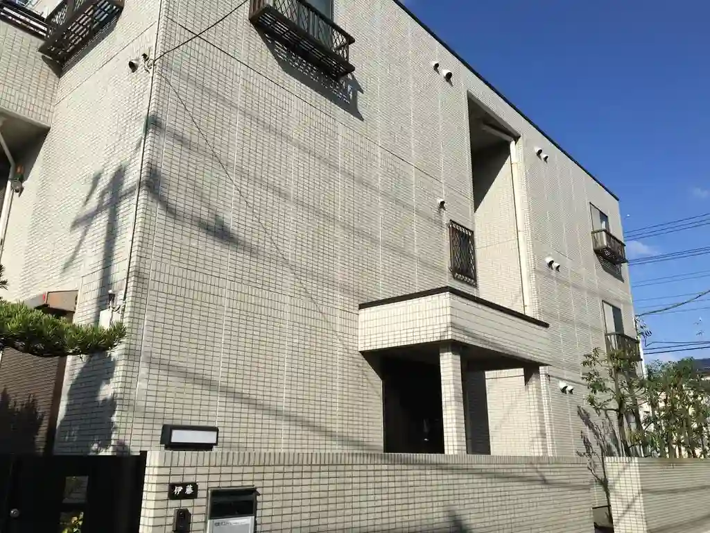 トゥフレ参番館 外観