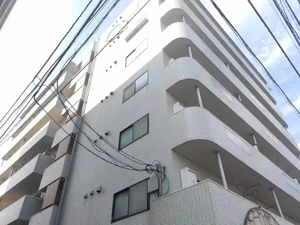 ファーストクラス南太田 外観
