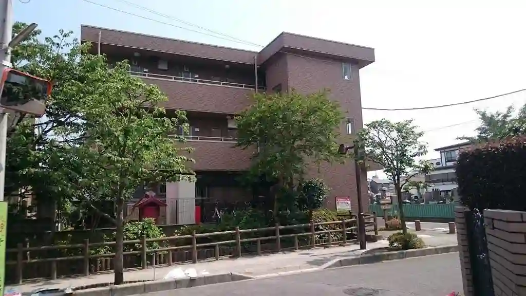ラ・シェール 外観