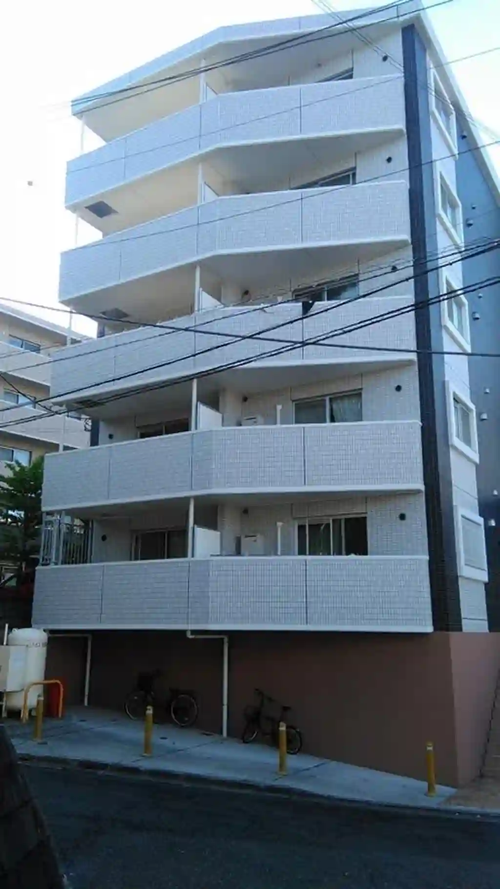 COMODO 外観