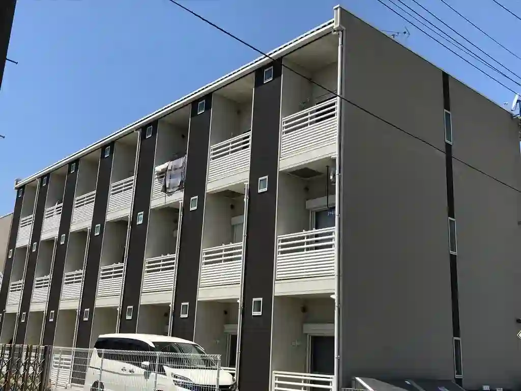 レオパレスラギⅡ 外観