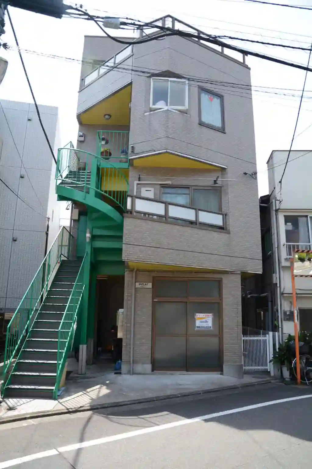 B・フラット 外観
