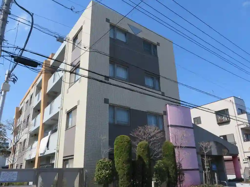 ソレイユ・イスズ 外観