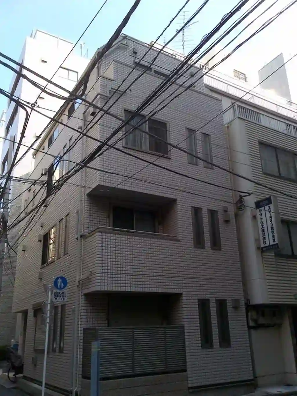 アリュール新橋 外観