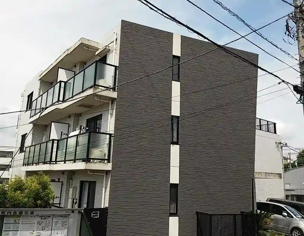 トゥジュール エ エム 外観