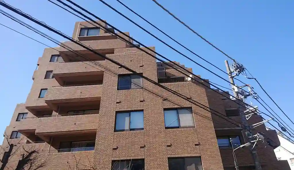オパスロイヤル 外観