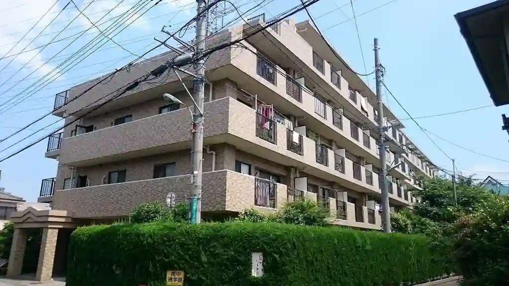 南浦和第6ローヤルコーポ 外観