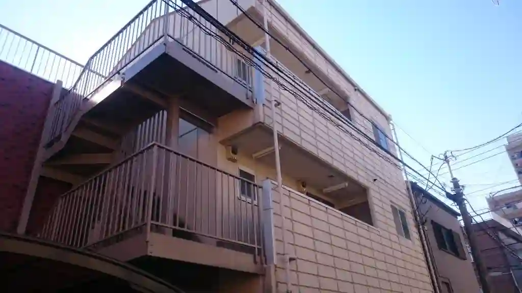 アドバンス・ヤマ 外観