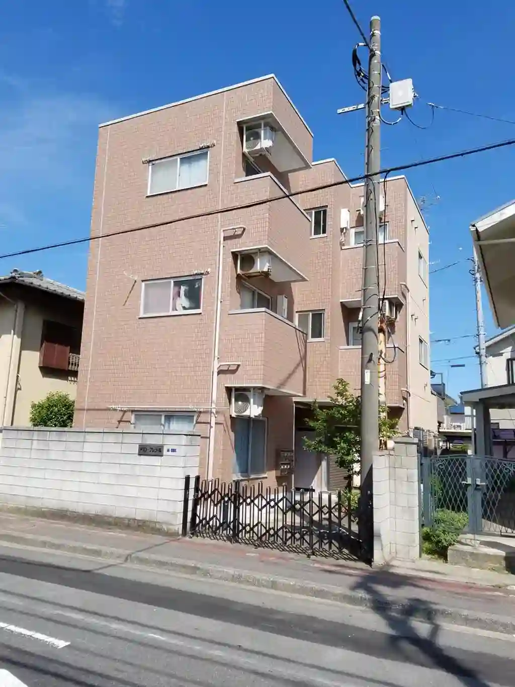 メゾンプレジール 外観