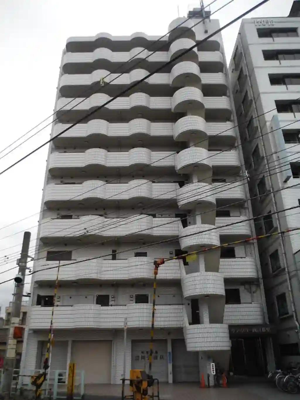 サンリバー西日暮里 外観