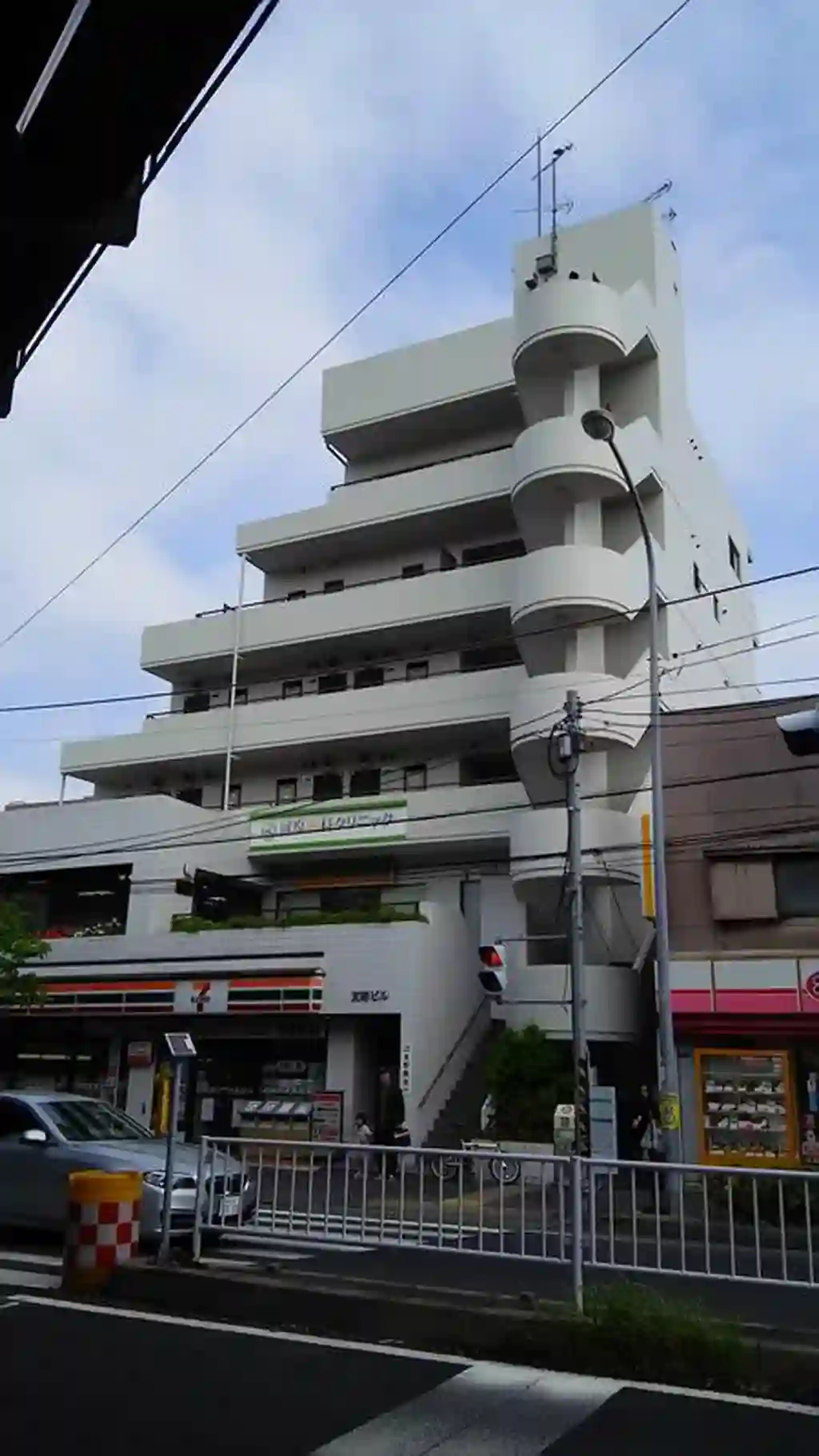 友野ビル 外観