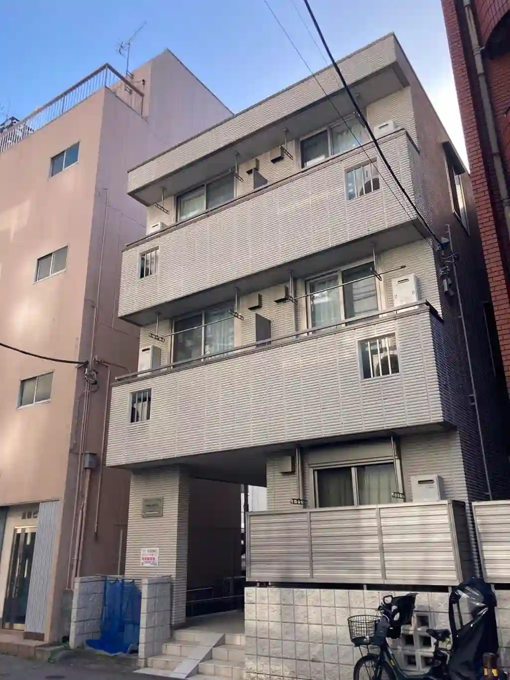 ホワイトバーチ 外観