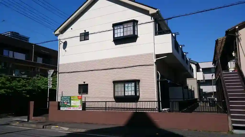 サンプラトー 外観