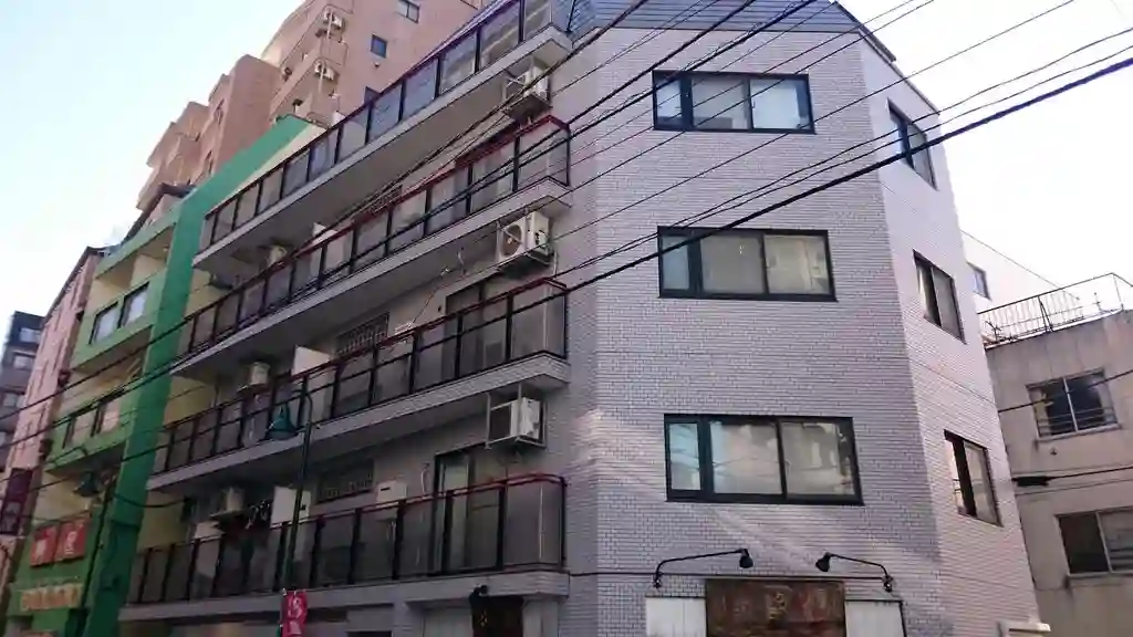 ジャクソン・ハイツ 外観