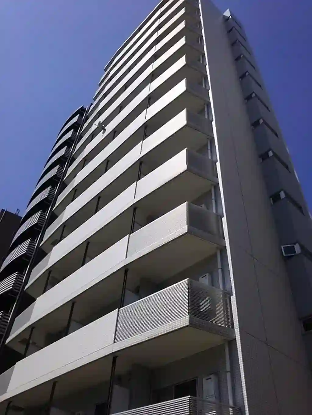コンシェリア西新宿 外観