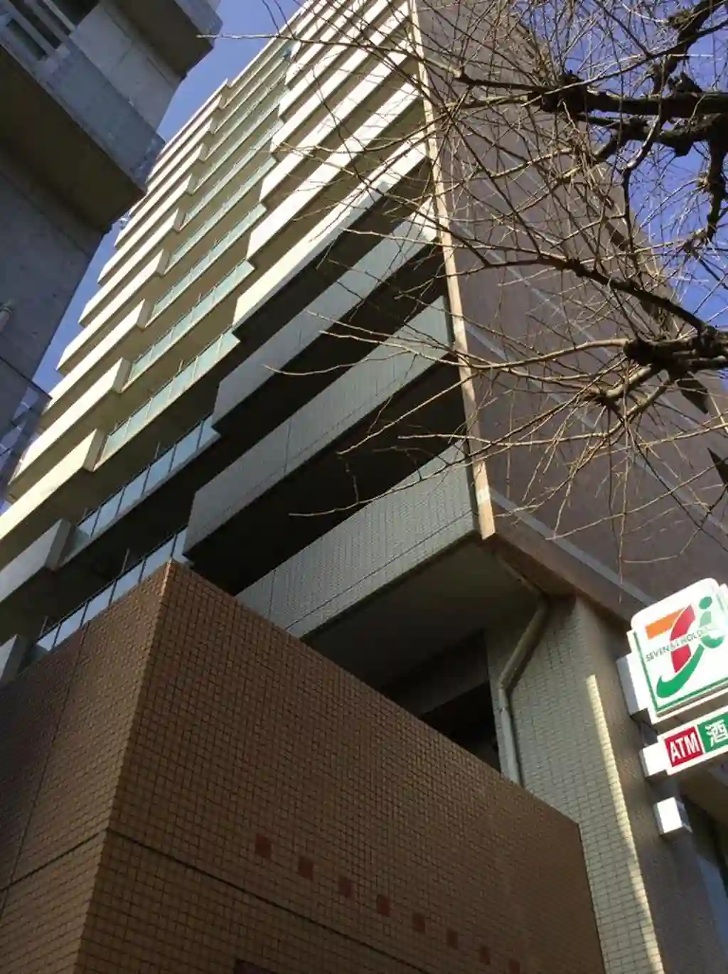 コンフォリア三宿 外観