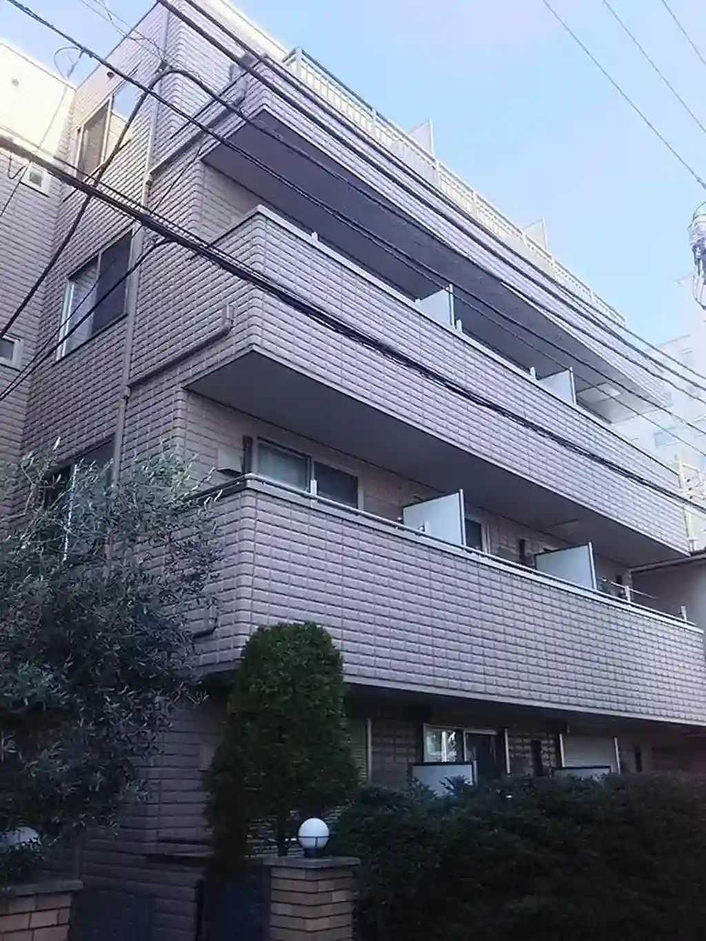 ハイネスコート 外観