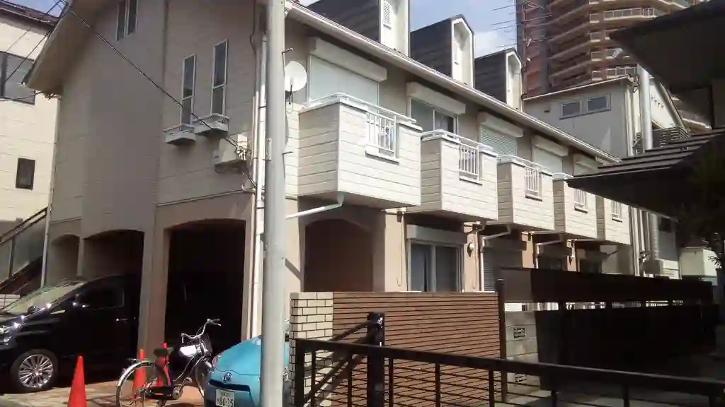 アブニール橋本 外観