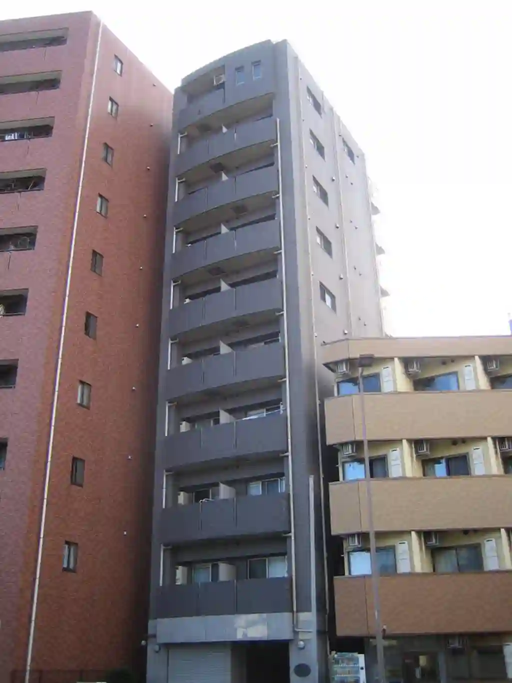 アヴリル横濱 外観