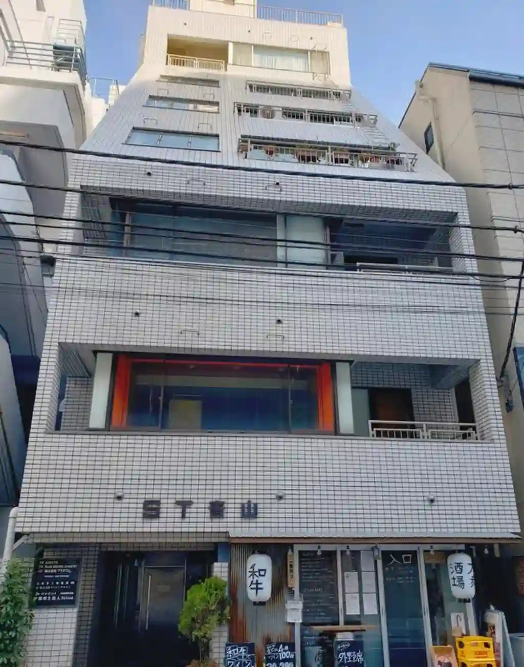 ST青山 外観
